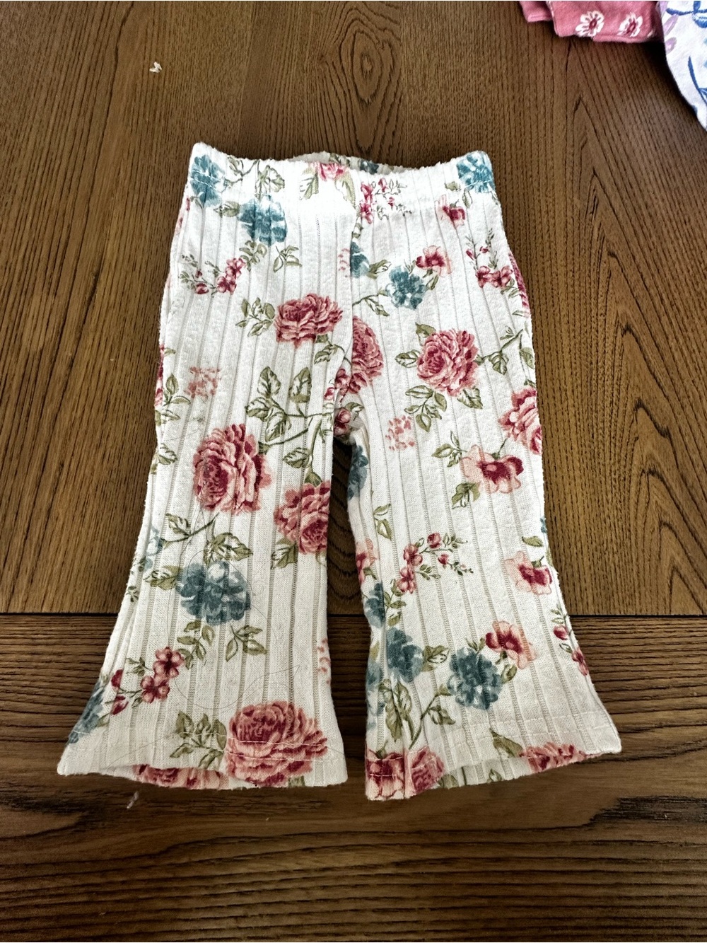 Tahari Baby White Ribbed Pants with Pink & Blue Floral Print